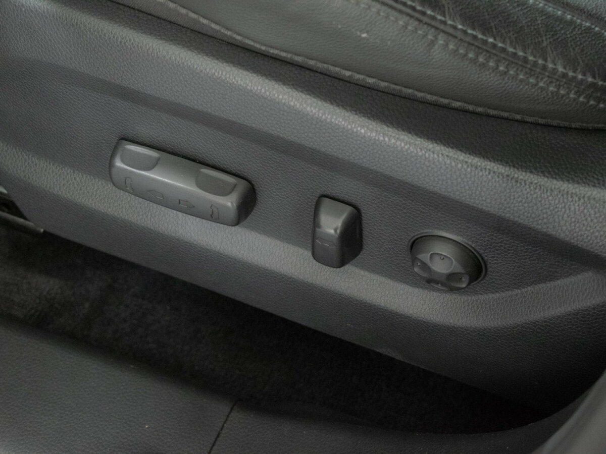 Hyundai Santa Fe III Рестайлинг, 2017 Фото №14