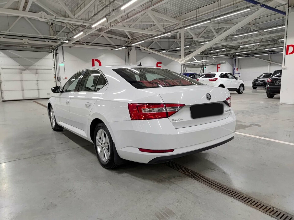 Skoda Superb III, 2016 - 244 516 км. | Фото №7