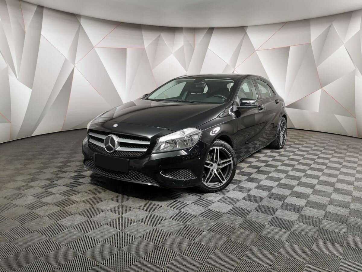 Mercedes-Benz A-Класс 180, 2014 - 70 496 км. | Фото №1