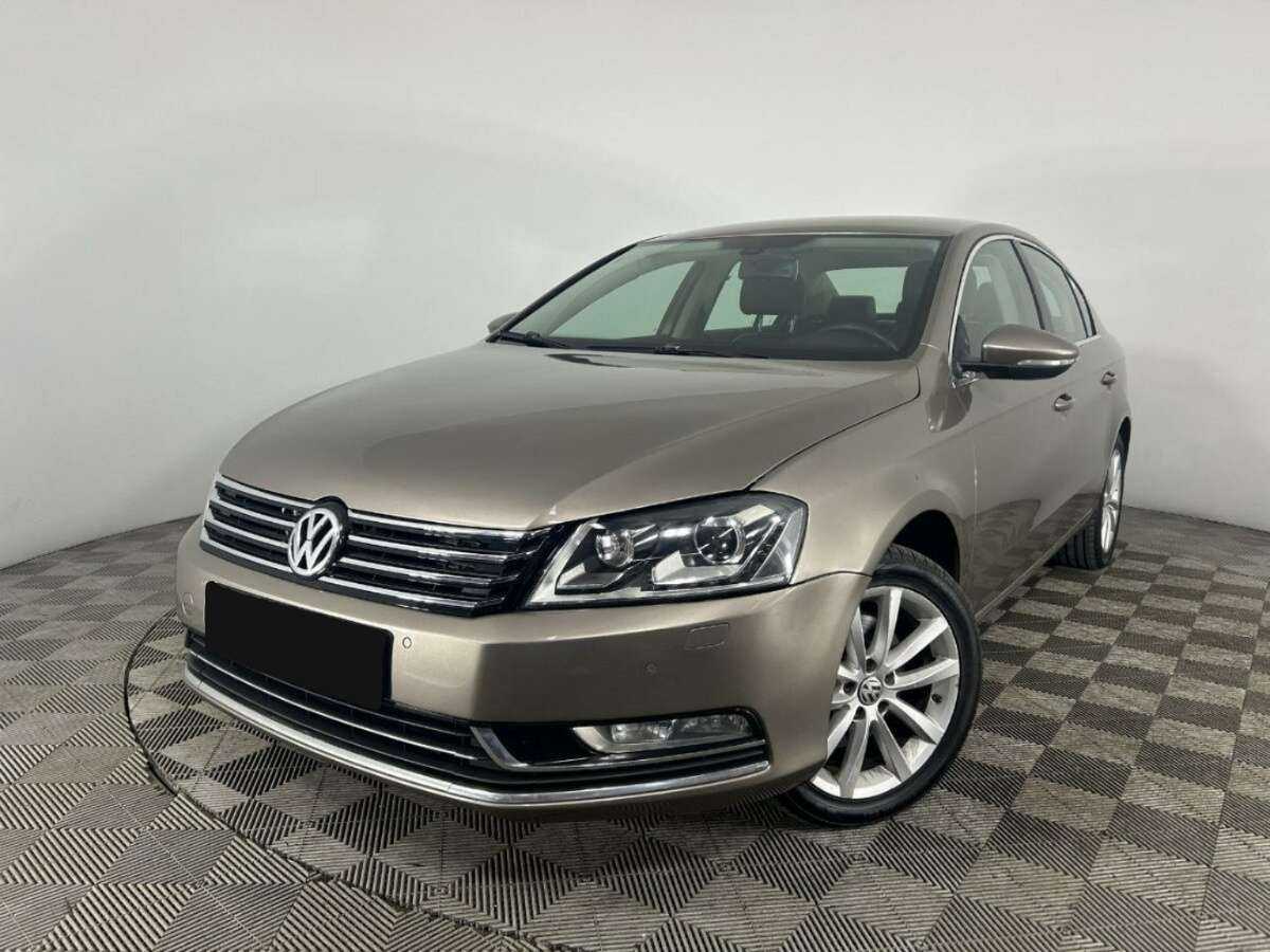 Volkswagen Passat, 2011 - 193 637 км. | Фото №1