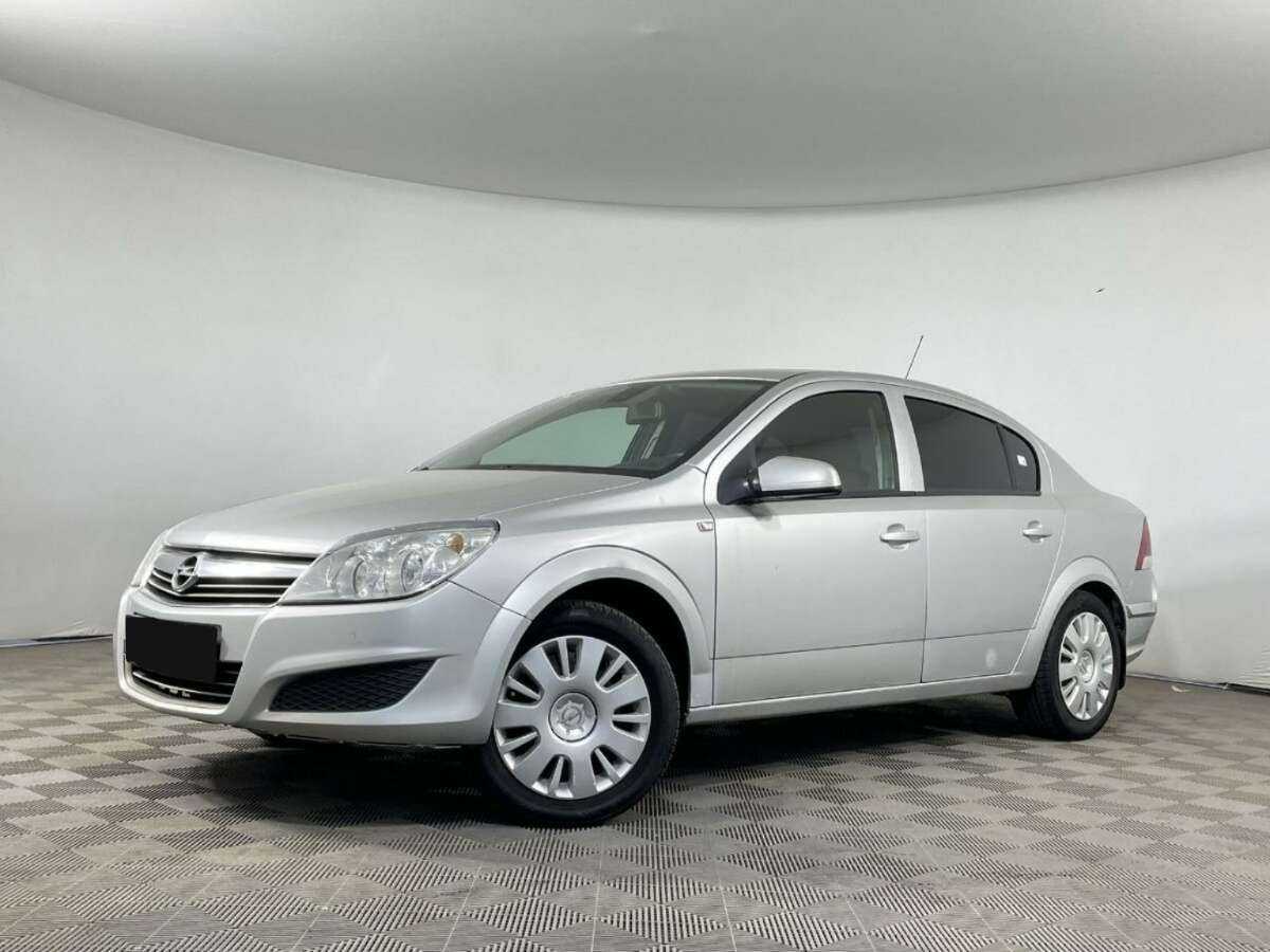 Opel Astra, 2010 - 167 660 км. | Фото №1