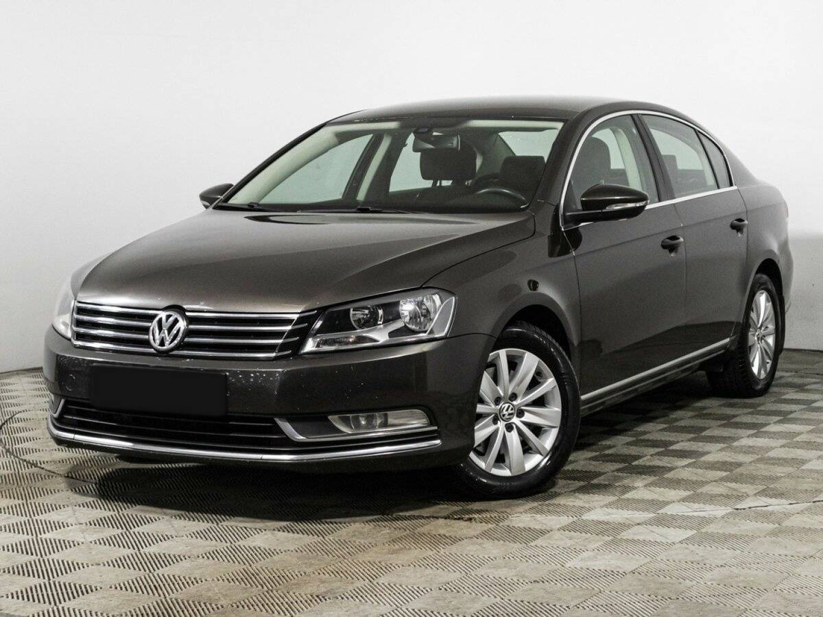 Volkswagen Passat, 2011 - 229 885 км. | Фото №1