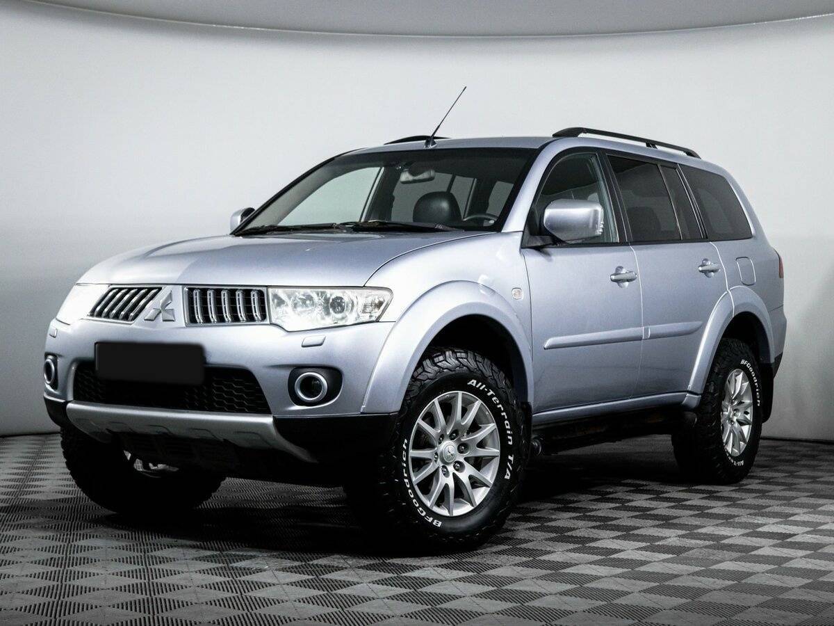 Mitsubishi Pajero Sport, 2013 Фото №1